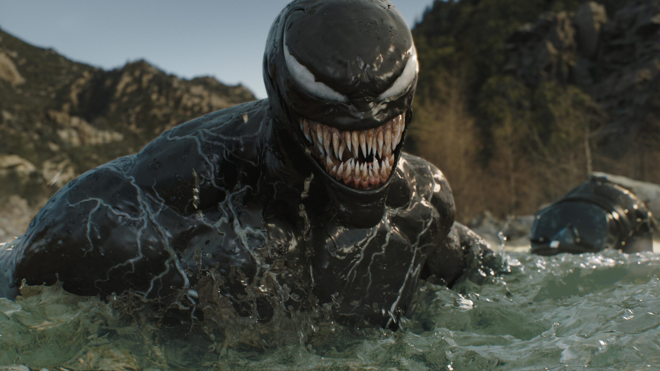 REVIEW: "Venom: The Last Dance" is Fun!